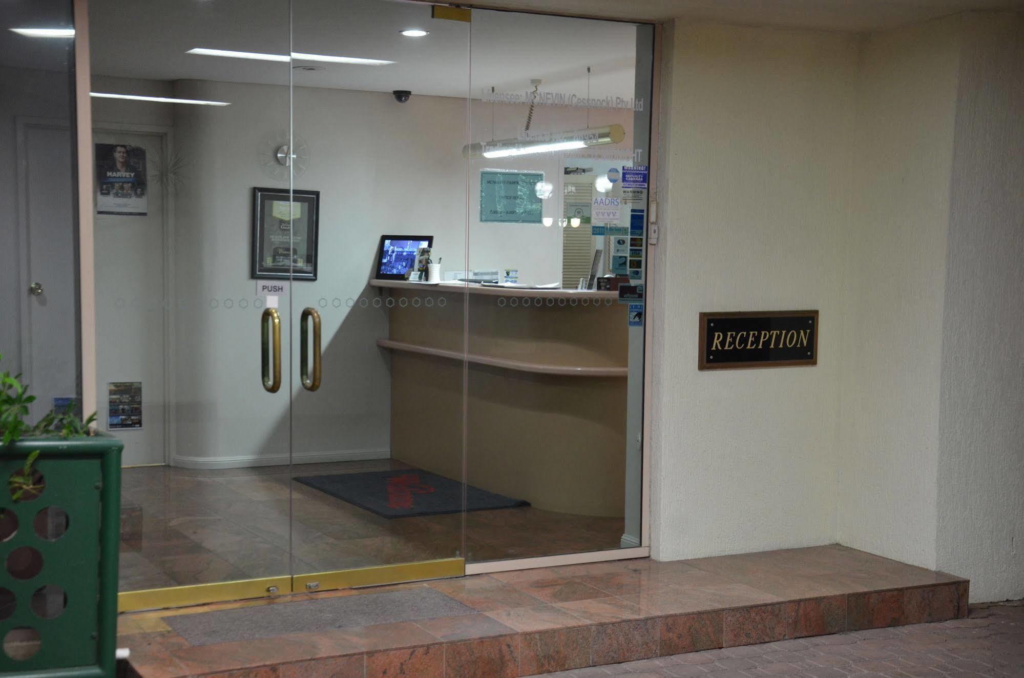 Mcnevins Maryborough Motel Zewnętrze zdjęcie