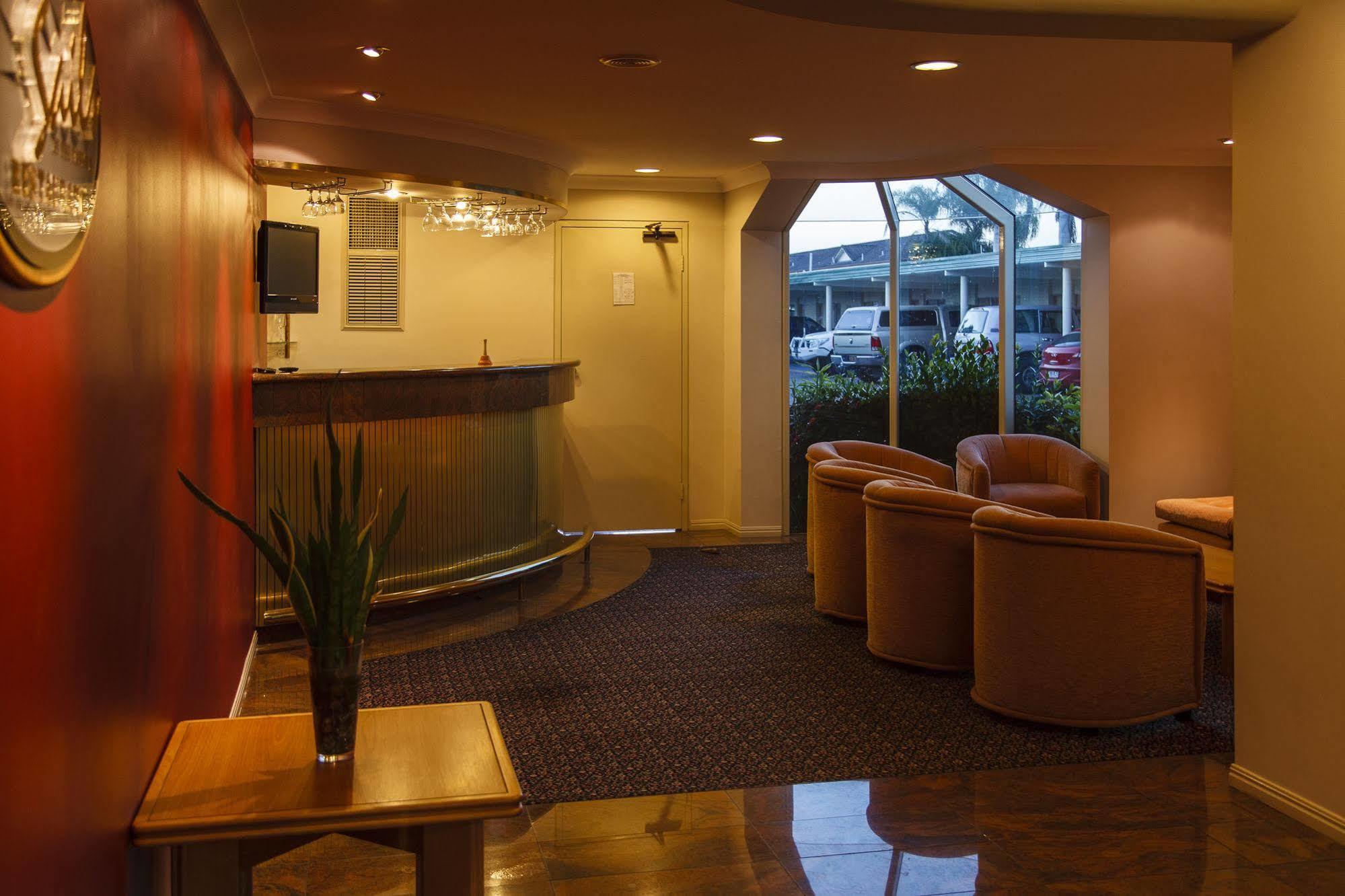 Mcnevins Maryborough Motel Zewnętrze zdjęcie